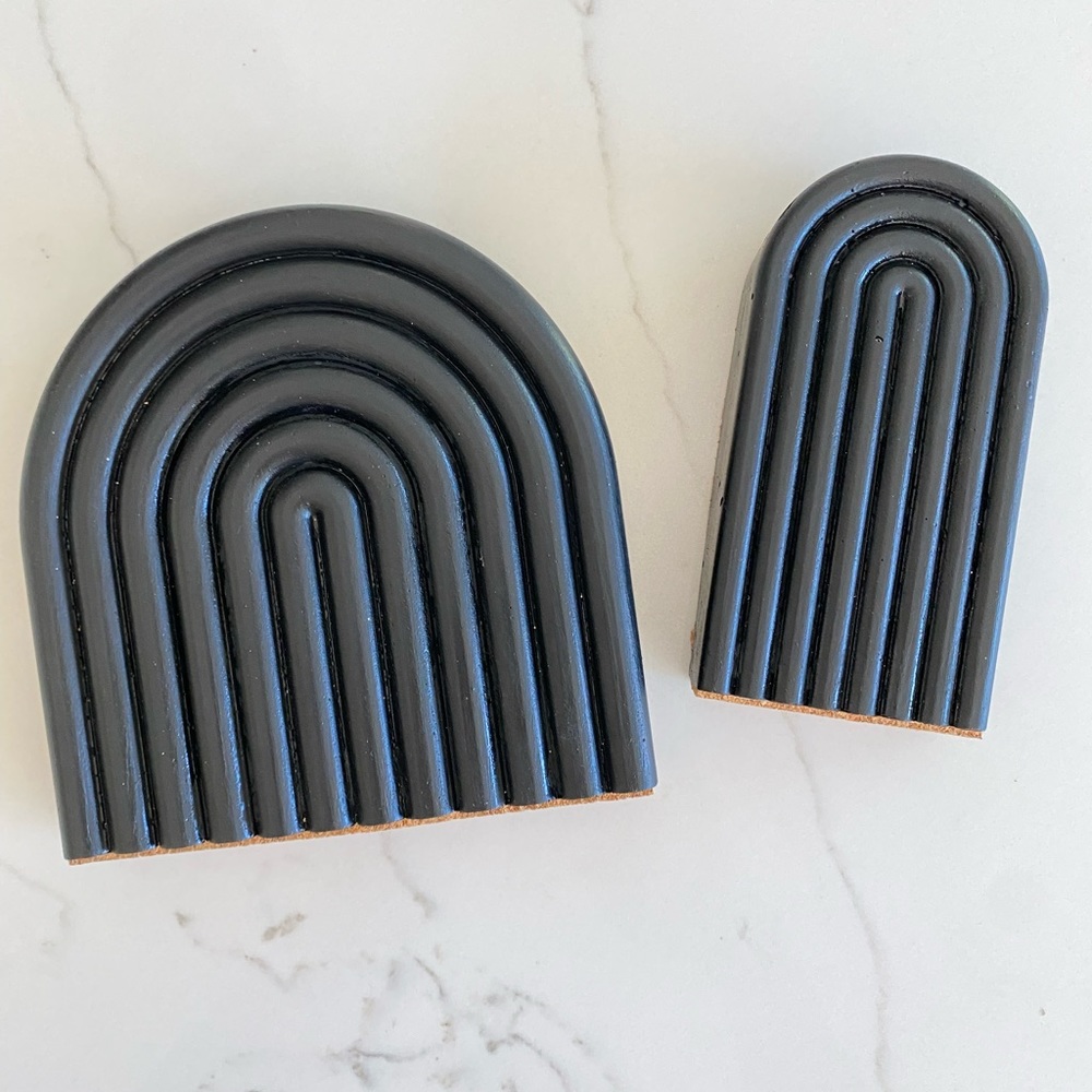 Rainbow Bookends - Black